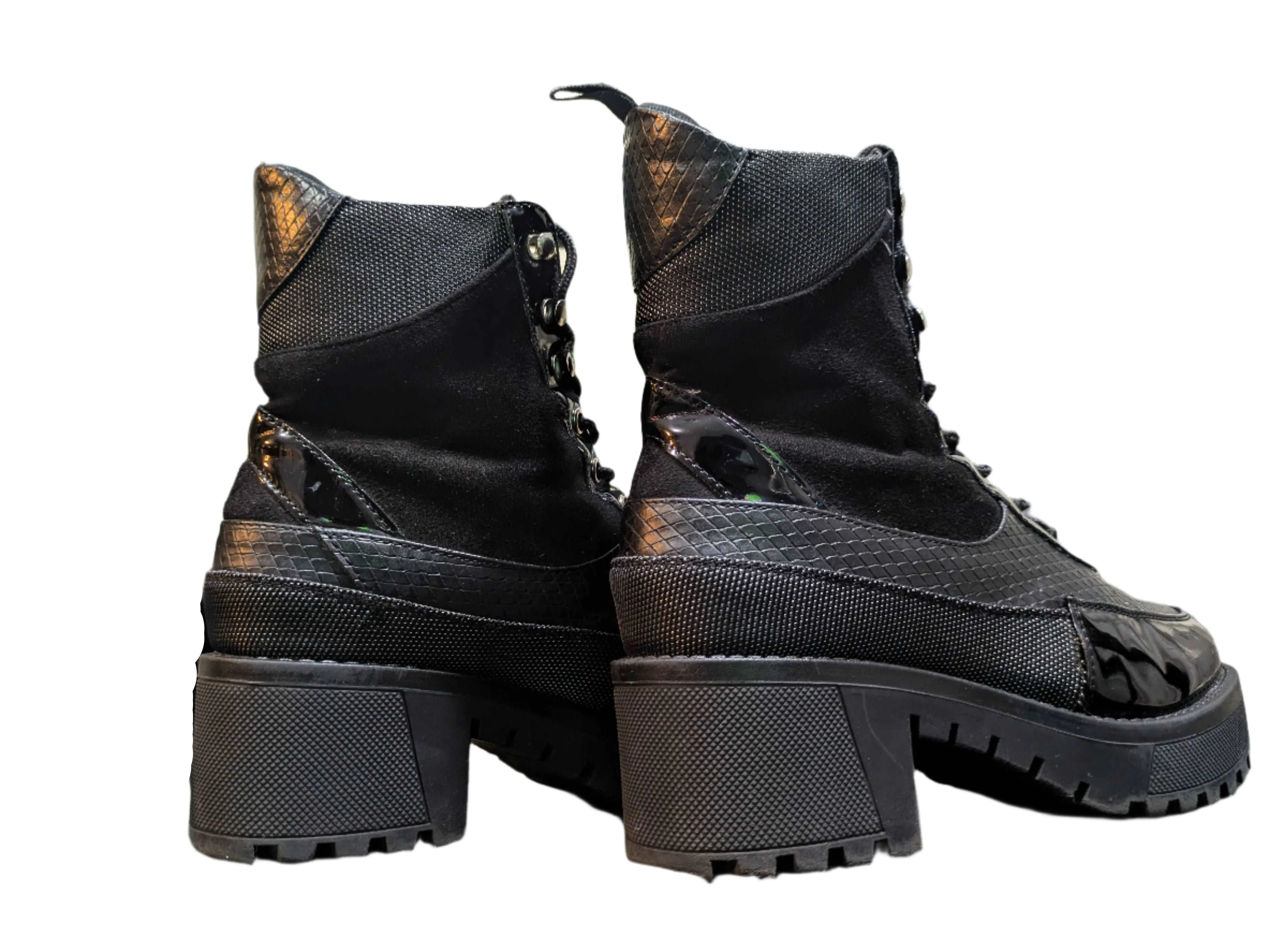 Day Vine Heeled Hiker Boots Size UK 3 / EU 36 / US 5.5