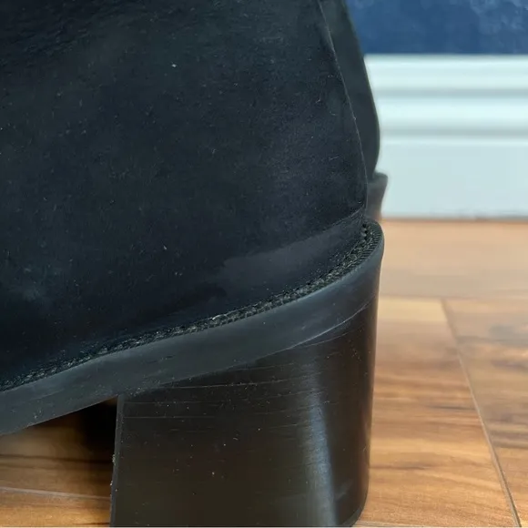 Hillard and Hanson Vintage Black Leather Block Ankle Heeled Boots